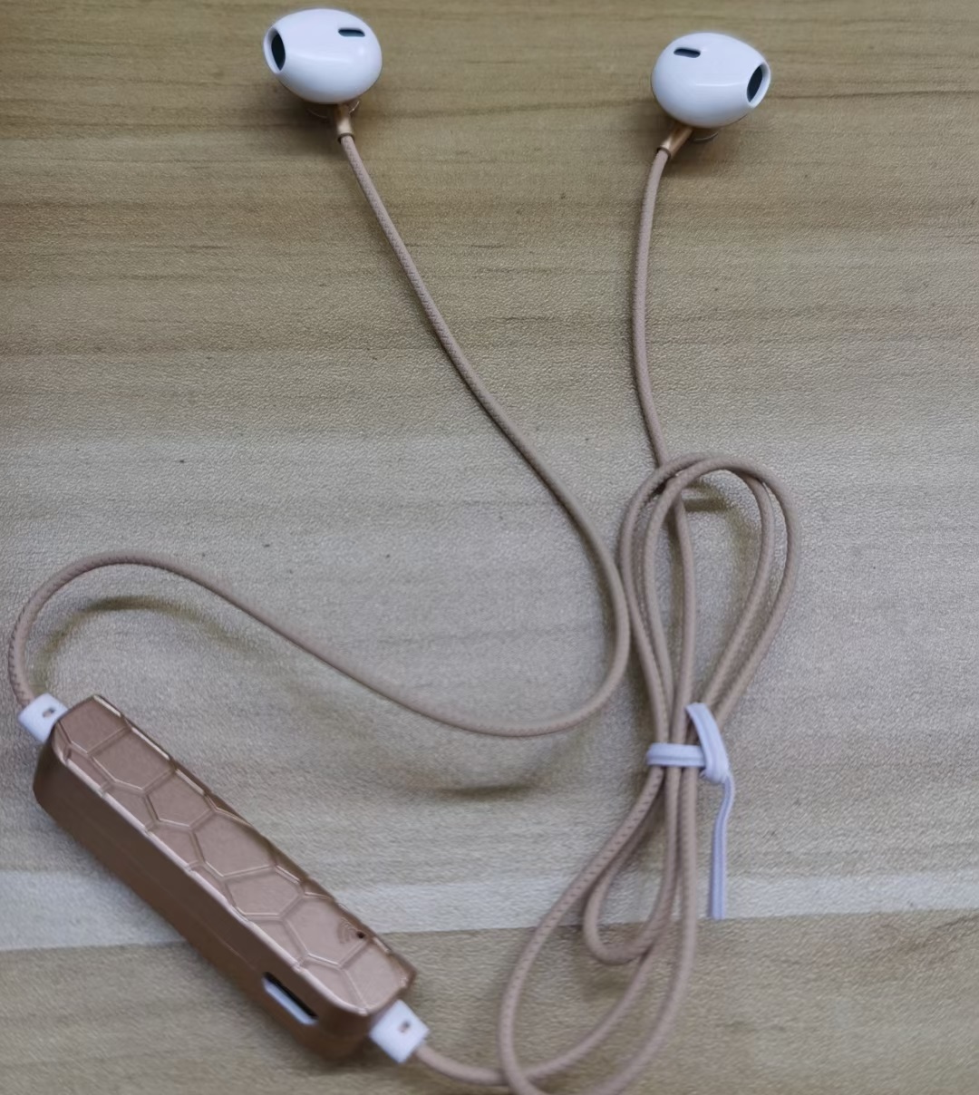 徐州耳機(jī)回收指南 藍(lán)牙耳機(jī)、無線鼠標(biāo)等電子設(shè)備回收企業(yè)全解析